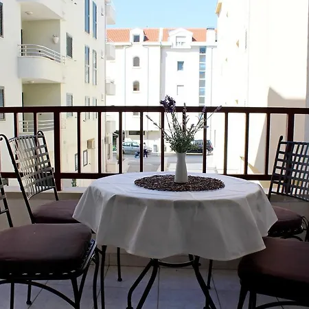 Apartment Beachfront